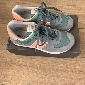 New Balance 574 - Smoke Blue Himalaya Salt